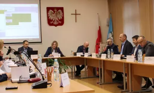 Zdjęcie do VIII sesja Rady Miejskiej w Ujściu 