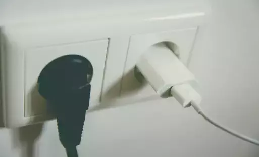 Zdjęcie do Enea informuje: uwaga! Awaria!